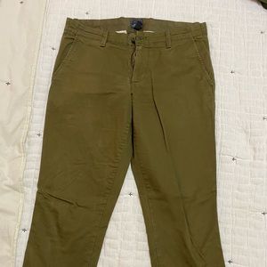 Gap lived-in slim stretch khakis green